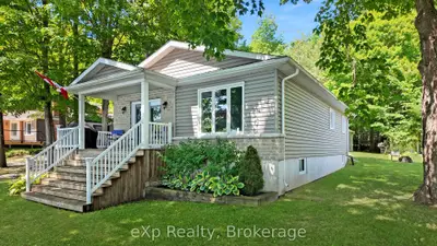 Detached in Brockton