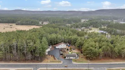 Detached in Hastings Highlands