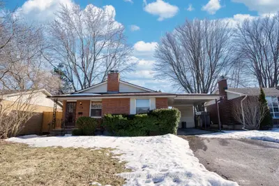 Detached in London North