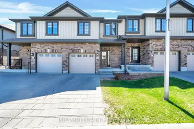 Condo Townhouse in London North