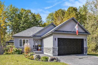 Detached in North Dundas