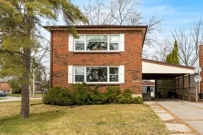 Duplex in Belleville