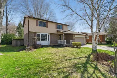 8 Camrose Drive, Brantford, On N3r 6p3