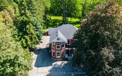 Detached in Brant