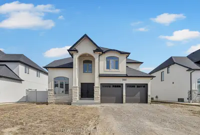 Detached in Windsor