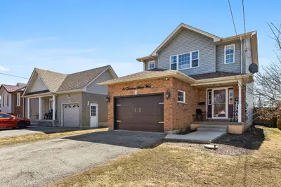 31 Durham Street W, Kawartha Lakes, On K9v 2p3