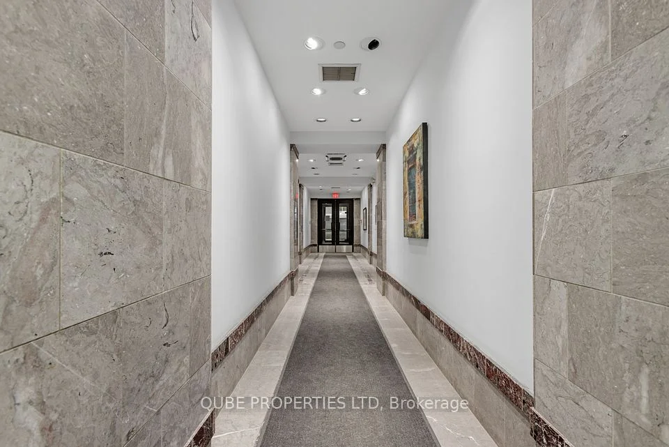 96-108 Bank Street, Ottawa Centre, ON K1P 5N4