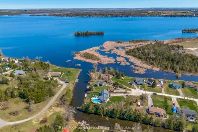 Detached in Kawartha Lakes