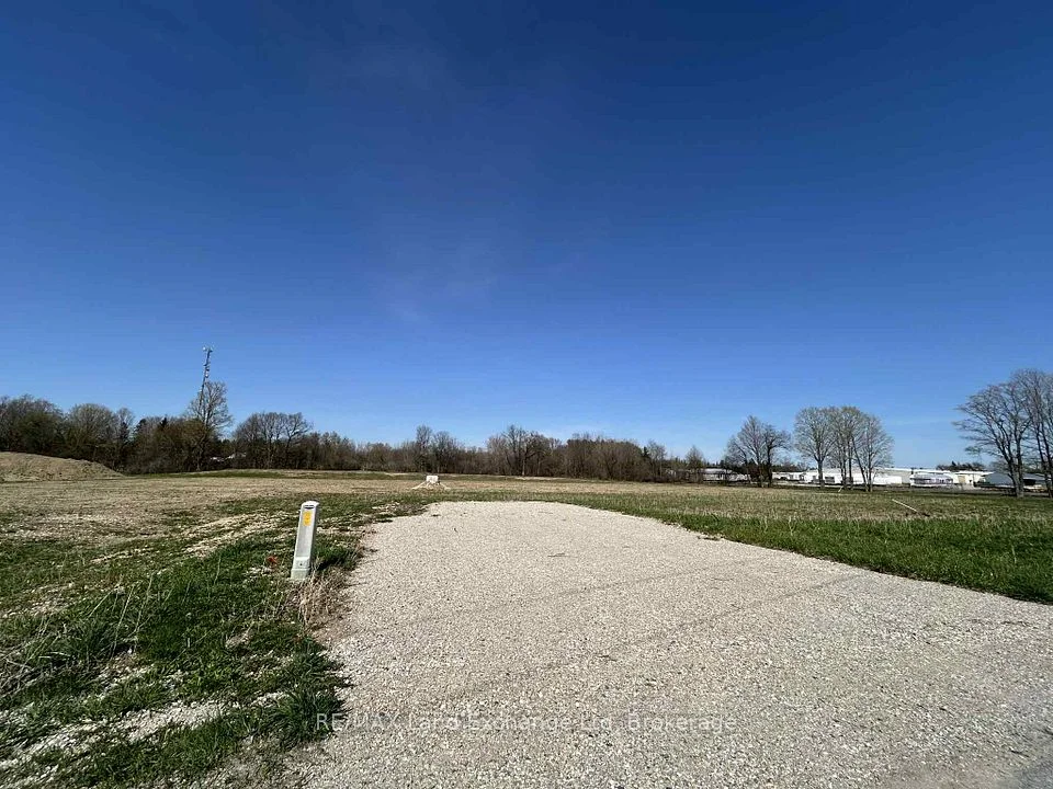 182 Royal Road, Morris-Turnberry, ON N0G 2W0