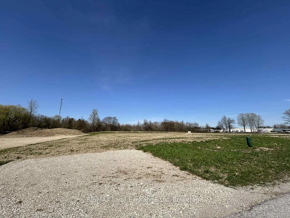 184 Royal Road, Morris-Turnberry, ON N0G 2W0