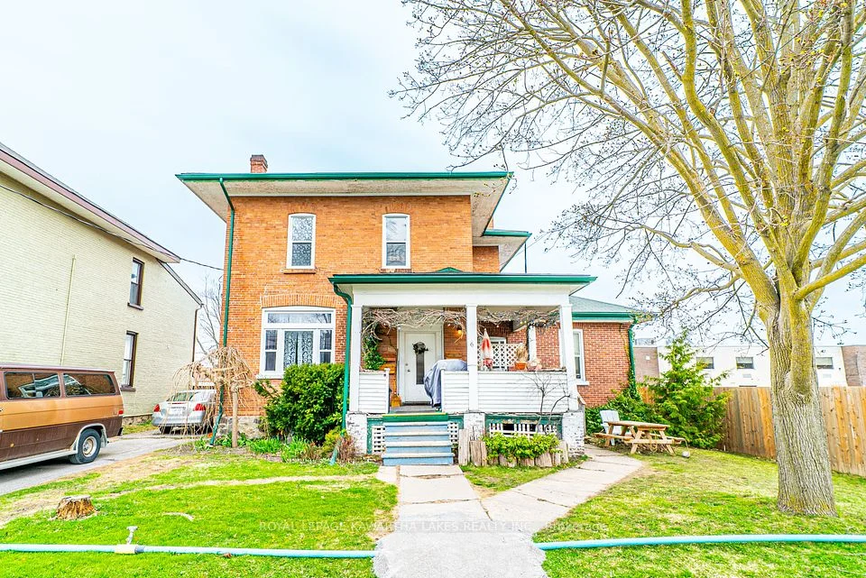 6 Glenelg Street W, Kawartha Lakes, ON K9V 2T8