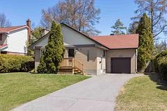 1215 Agincourt Road, Belair Park - Copeland Park and Area, ON K2C 2H8