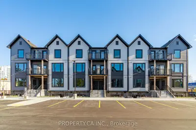 Condo Townhouse in Guelph