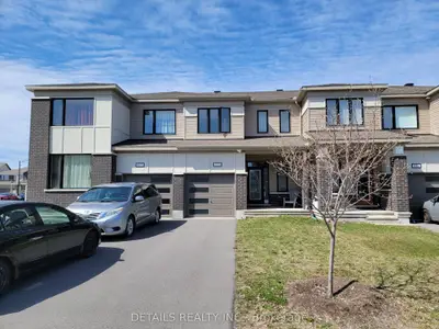 Att/Row/Townhouse in Kanata