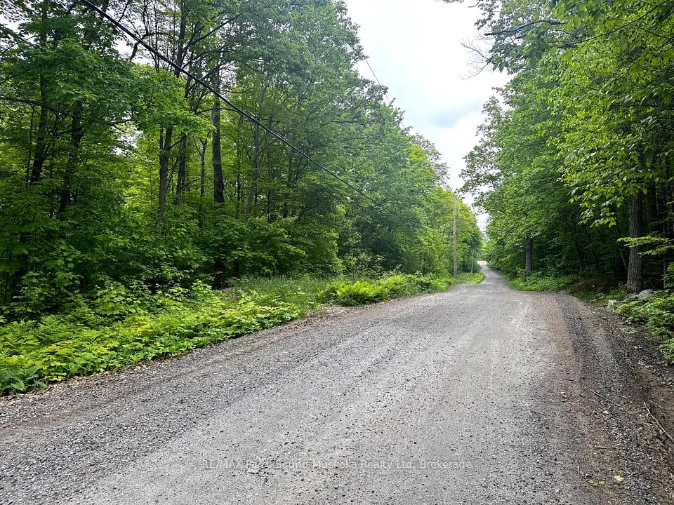 3 Greenwood Camp Road, Seguin, ON P2A 2W8