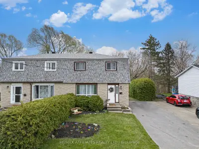 Semi-Detached in Smiths Falls