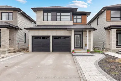 Detached in Stittsville - Munster - Richmond
