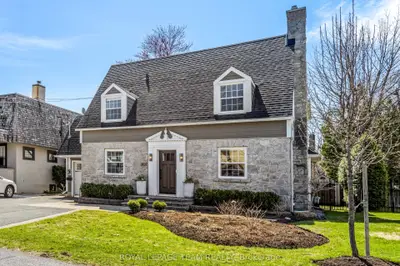 Detached in Tunneys Pasture and Ottawa West