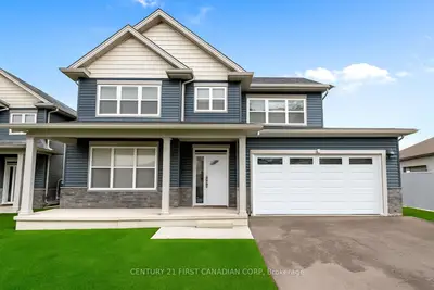 Detached in Central Elgin