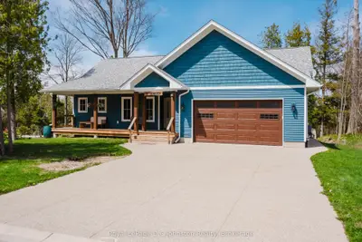 Detached in Saugeen Shores