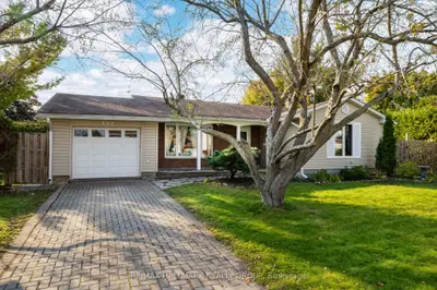 800 De Salaberry Street, Beacon Hill North - South And Area, On K1j 6y8