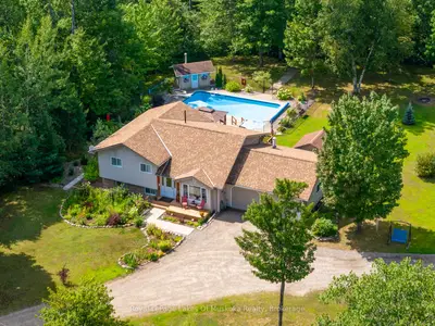 Detached in Perry