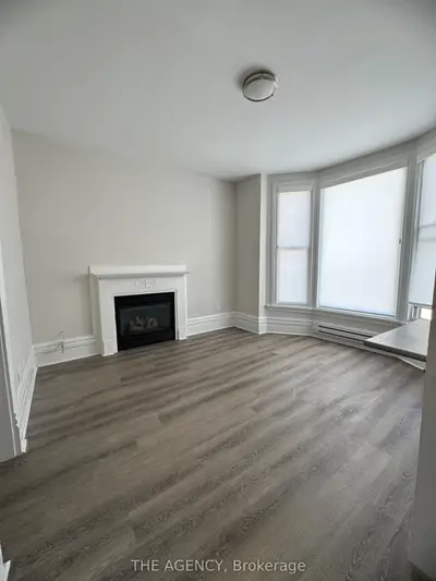 Triplex in Hamilton
