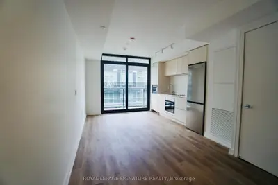 Condo Apartment in Hamilton