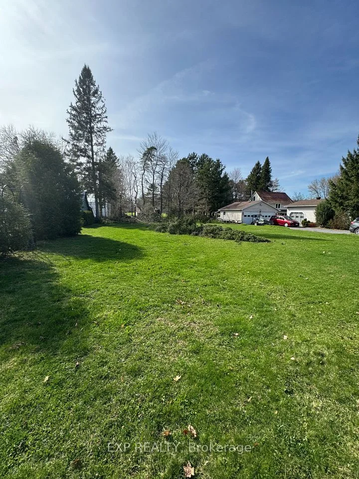 5926 Buckland Road, Orleans - Cumberland and Area, ON K0A 3H0