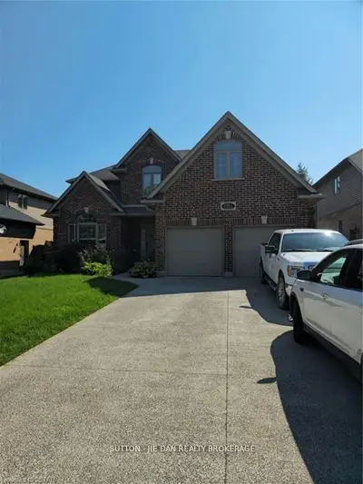 1965 Riverbend Road, London South, On N6k 4z9