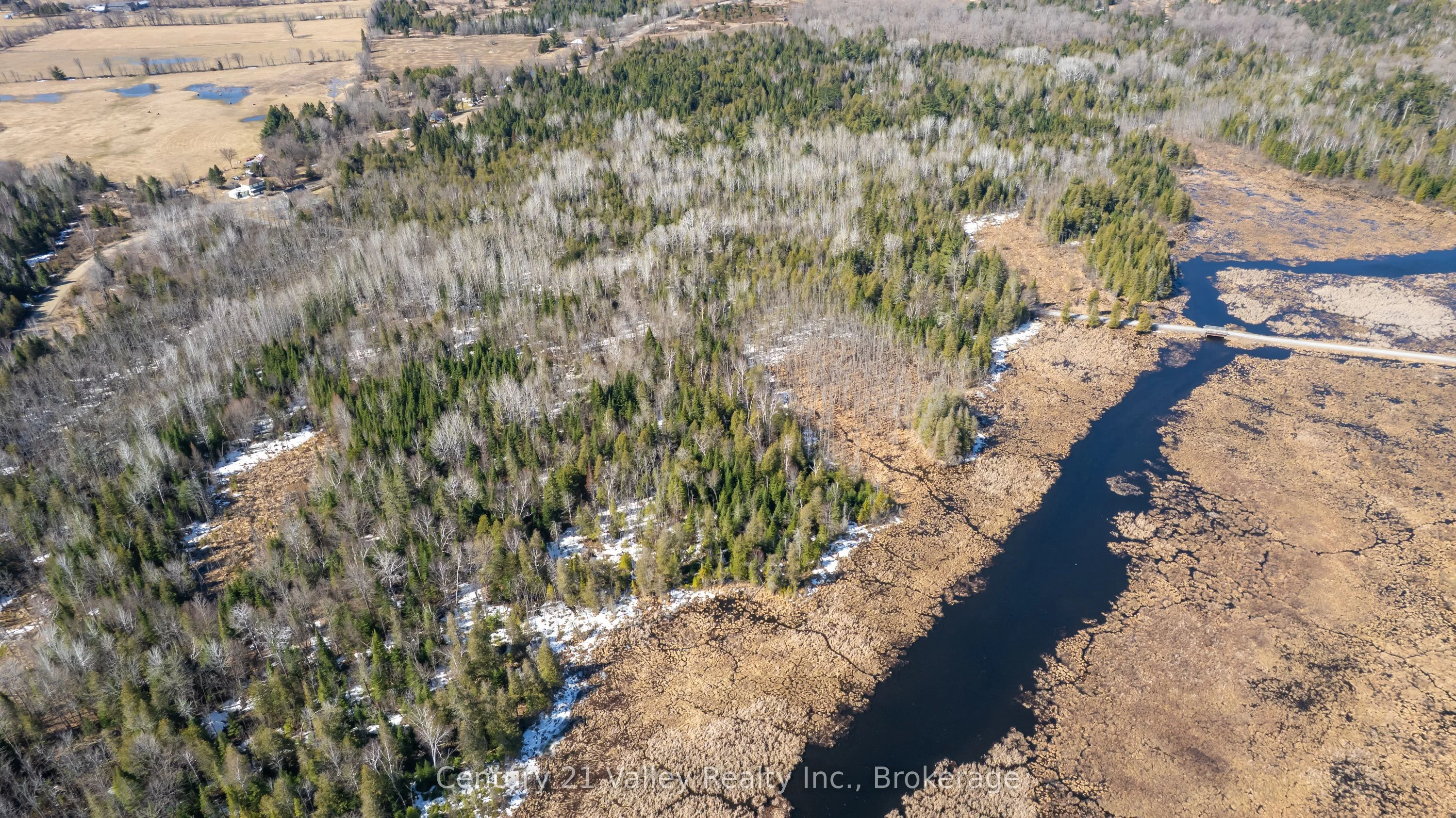 01 Ashdad Road E, Greater Madawaska, ON K0J 1H0
