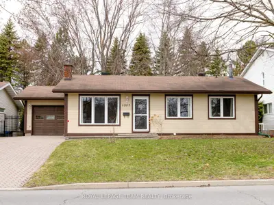 Detached in Overbrook - Castleheights and Area