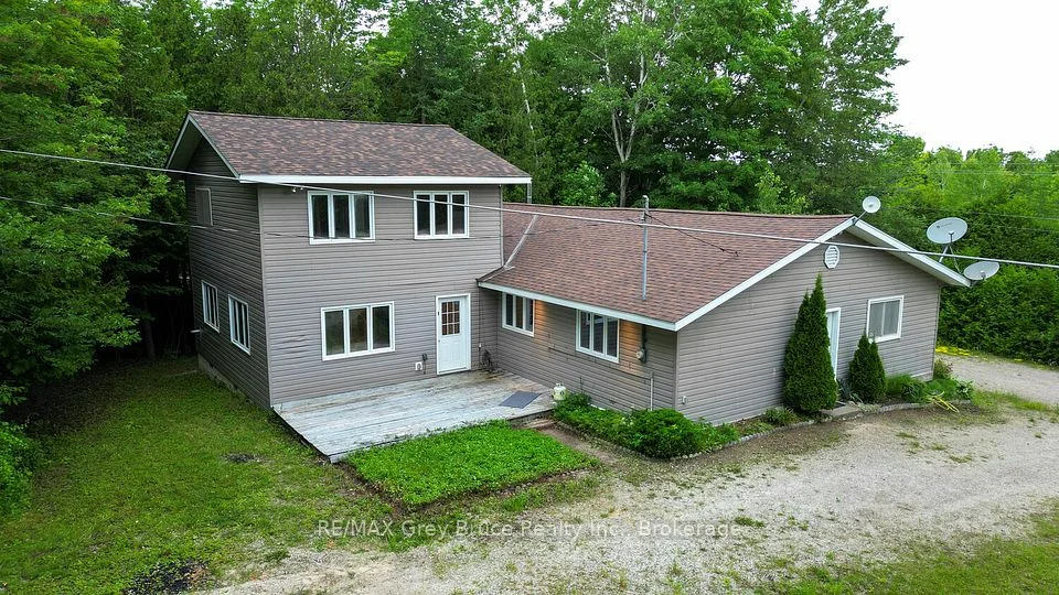 1477 Highway 6 Highway, South Bruce Peninsula, ON N0H 2T0