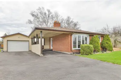 Detached in Belleville