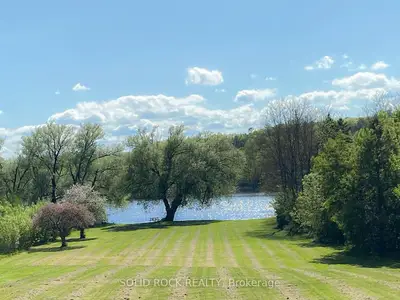 724 River Road, Blossom Park - Airport And Area, On K4m 1b2