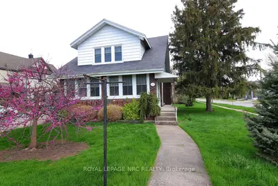 Detached in Fort Erie