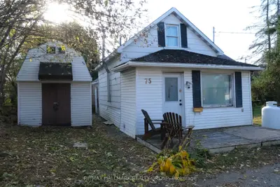 Detached in Brockville