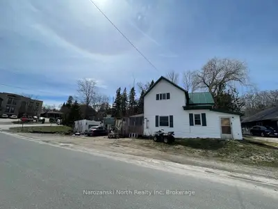 Detached in Gore Bay