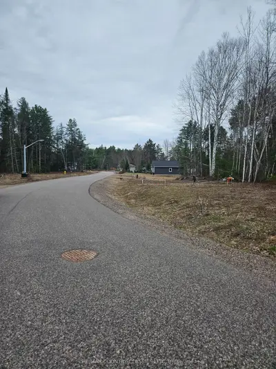 Vacant Land in Madawaska Valley