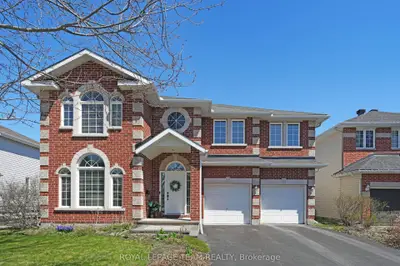 Detached in Kanata