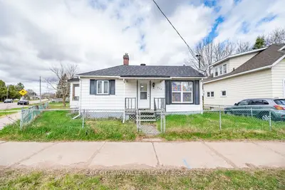 Detached in Pembroke