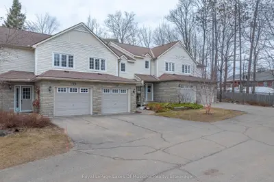 20 Dairy Lane B2, Huntsville, On P1h 2l1