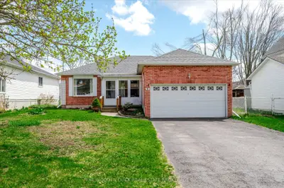 Detached in Asphodel-Norwood