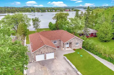Detached in Kawartha Lakes
