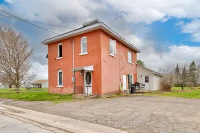Detached in Whitewater Region