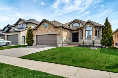 Detached in Belleville