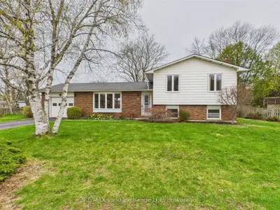 12 Inverlyn Crescent S, Kincardine, On N2z 1l3