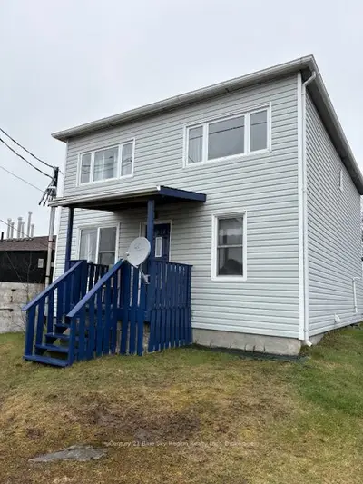 Detached in Temagami