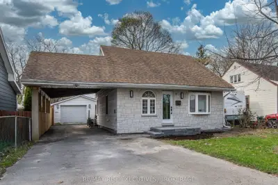 Detached in Kingston