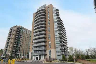 Condo Apartment in Orleans - Cumberland and Area